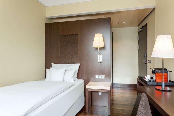 Hotel NH Dresden Neustadt